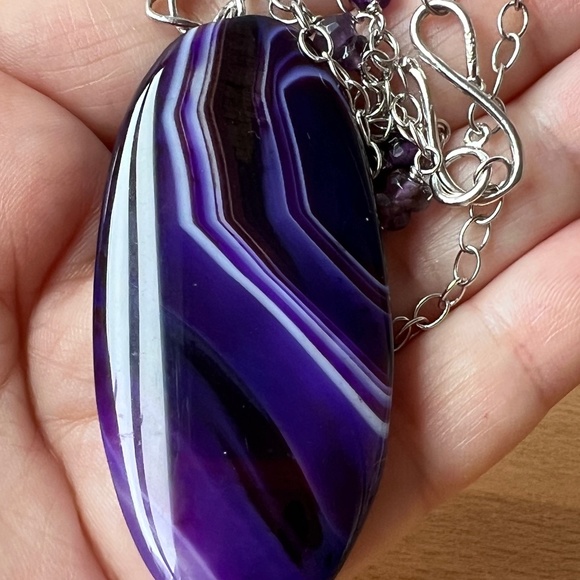 DESIGNER LARGE PURPLE BANDED AGATE & AMETHYST PENDANT NCKLACE 925 STERLING SILVR